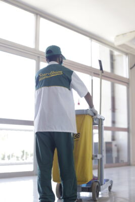 limpieza en centros deportivos